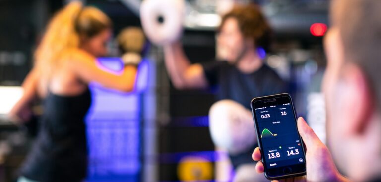 Nowe technologie w siłowniach – dlaczego nie tylko dla dużych miast