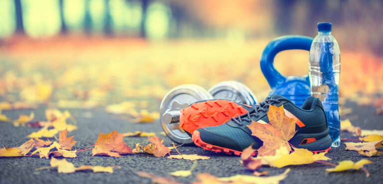 Aktywność fizyczna Polaków: jesień coraz częściej staje się „drugim początkiem roku”